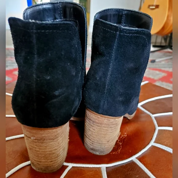 Booties - Picture 3 of 8